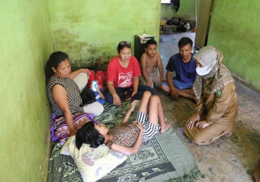Anak Penderita Penyakit Langka di Pekanbaru Dibawa ke RSUD - GenPI.co RIAU
