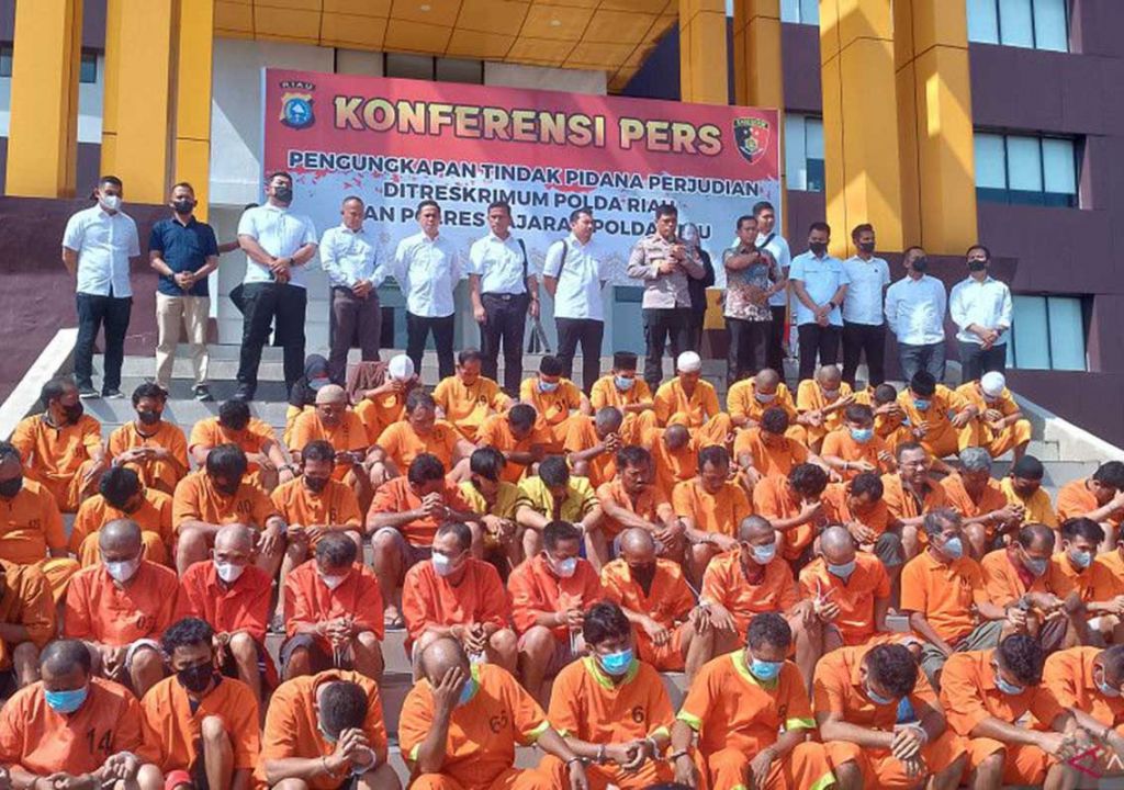 Kasus Perjudian, Polda Riau: Ini Penyakit Masyarakat! - GenPI.co RIAU