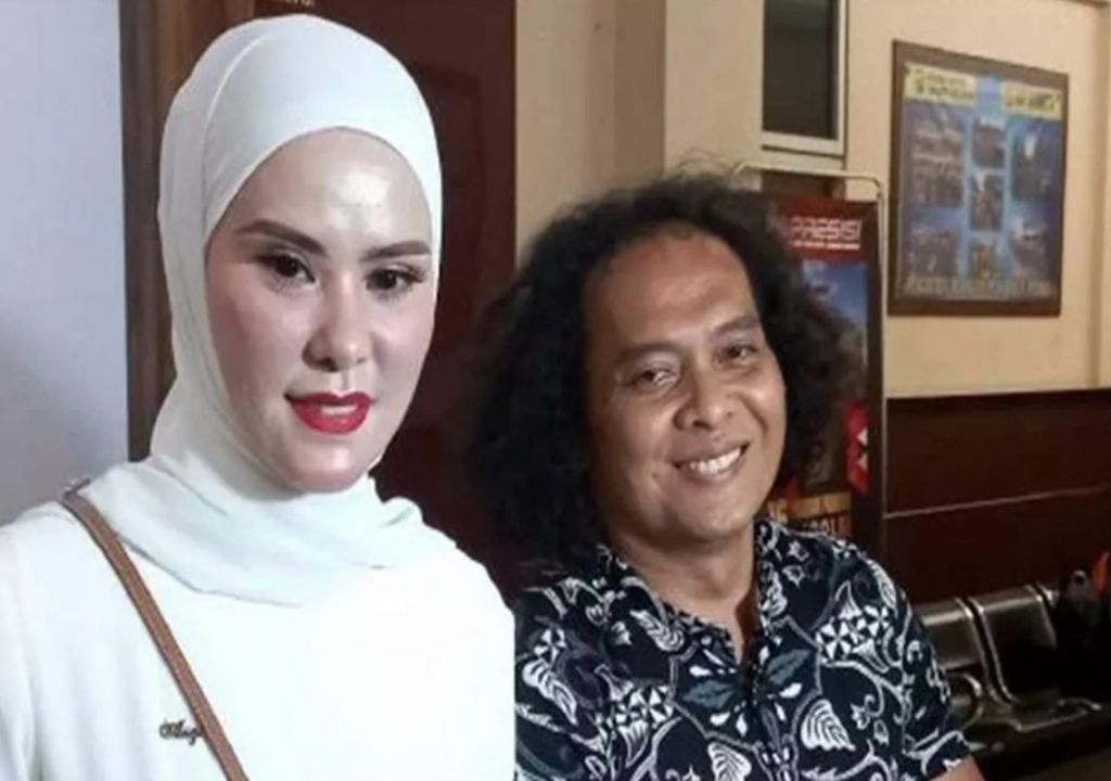 Angel Lelga Ingatkan Deolipa Yumara Supaya Hati-hati, Duhh - GenPI.co RIAU