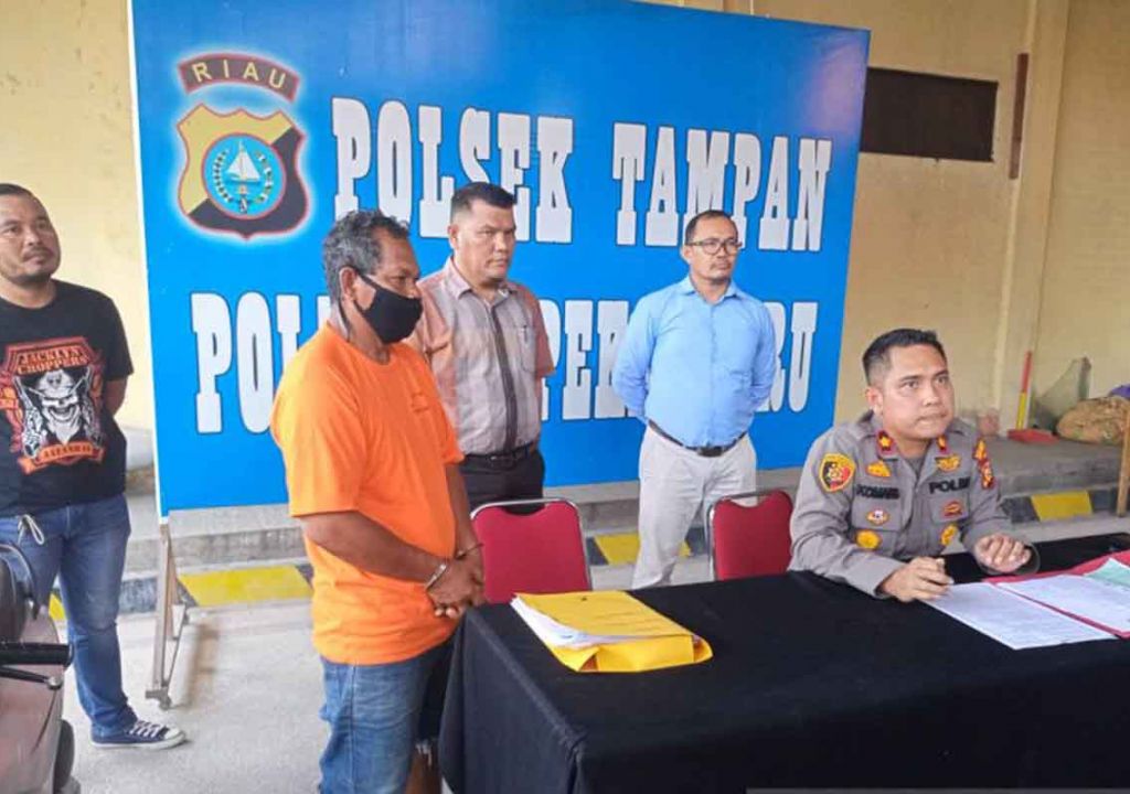 Polisi Bekuk Calo Penerimaan Siswa Baru SMKN 4 Pekanbaru - GenPI.co RIAU