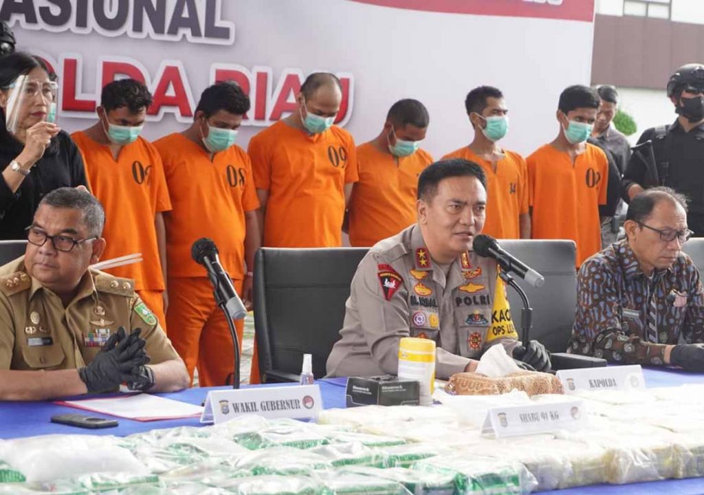 Ungkap Kasus, Polda Riau Musnahkan 91 Kg Sabu dan 25 Kg Ganja - GenPI.co RIAU