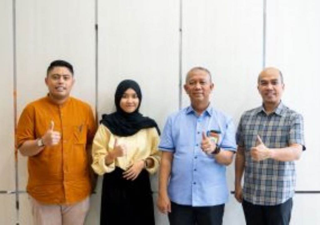 Keren! Mahasiswa UIR Riau Berkesempatan Belajar di Universitas Kansas - GenPI.co RIAU