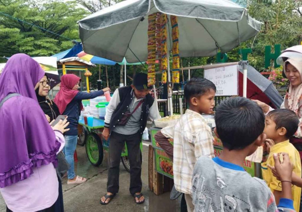 BPOM Pekanbaru Awasi Peredaran Makanan Mengandung Nitrogen Cair - GenPI.co RIAU