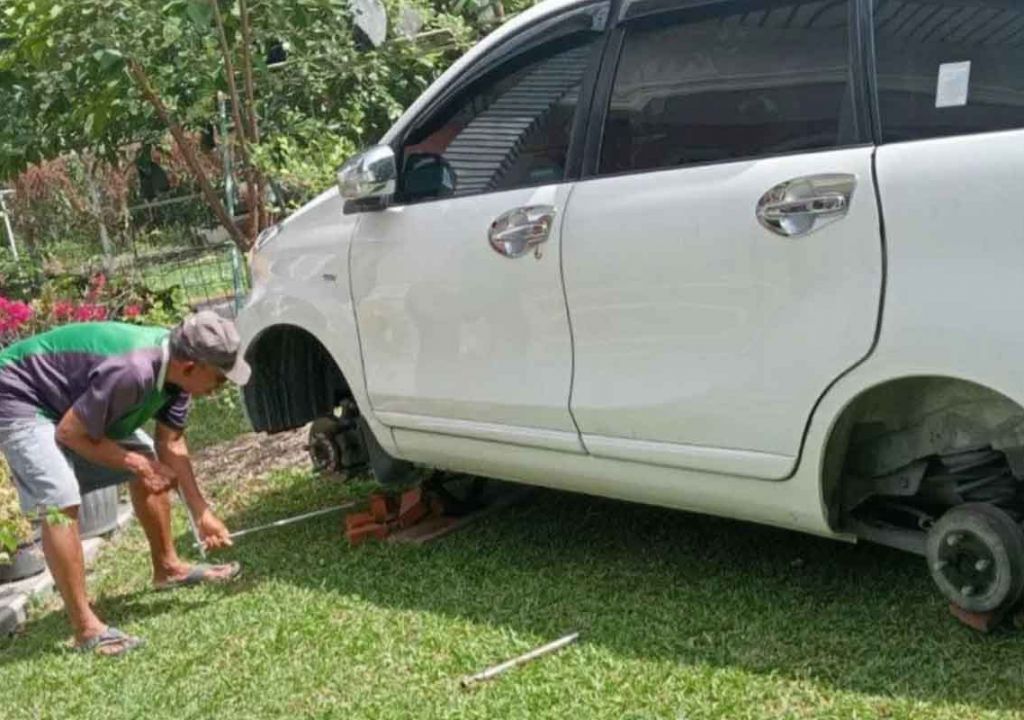 Kaget, Mobil Mantan Sekuriti Pertamina di Bengkalis Dipreteli Maling - GenPI.co RIAU