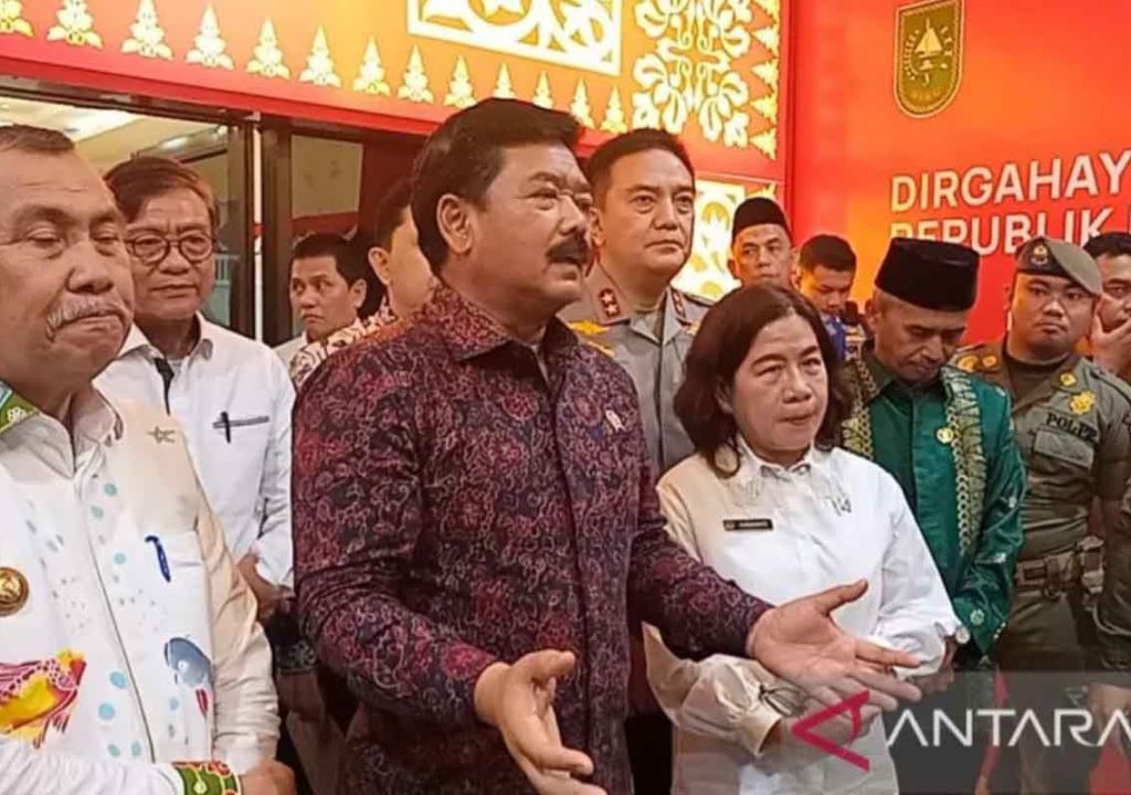 Sengketa Tanah di Riau, Menteri Hadi Tjahjanto Bakal Tindak Mafia - GenPI.co RIAU