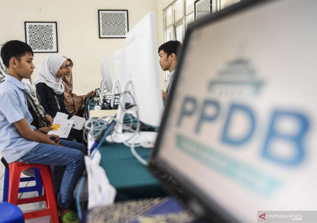 Dinas Pendidikan Riau Klaim PPDB 2023 Tak Ada Kendala - GenPI.co RIAU