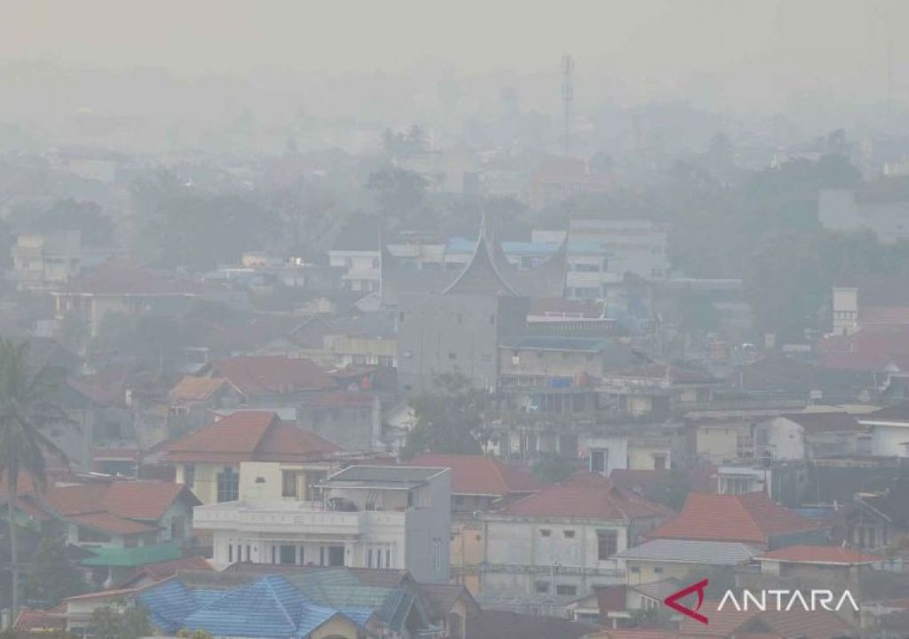 Riau Diselimuti Kabut Asap Akibat Dampak Karhutla di Pelalawan dan Inhu - GenPI.co RIAU