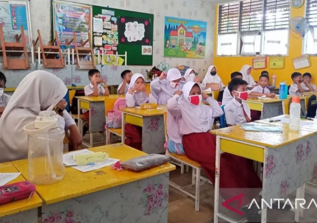 Kualitas Udara di Pekanbaru Buruk, Siswa Sekolah Dianjurkan Pakai Masker - GenPI.co RIAU