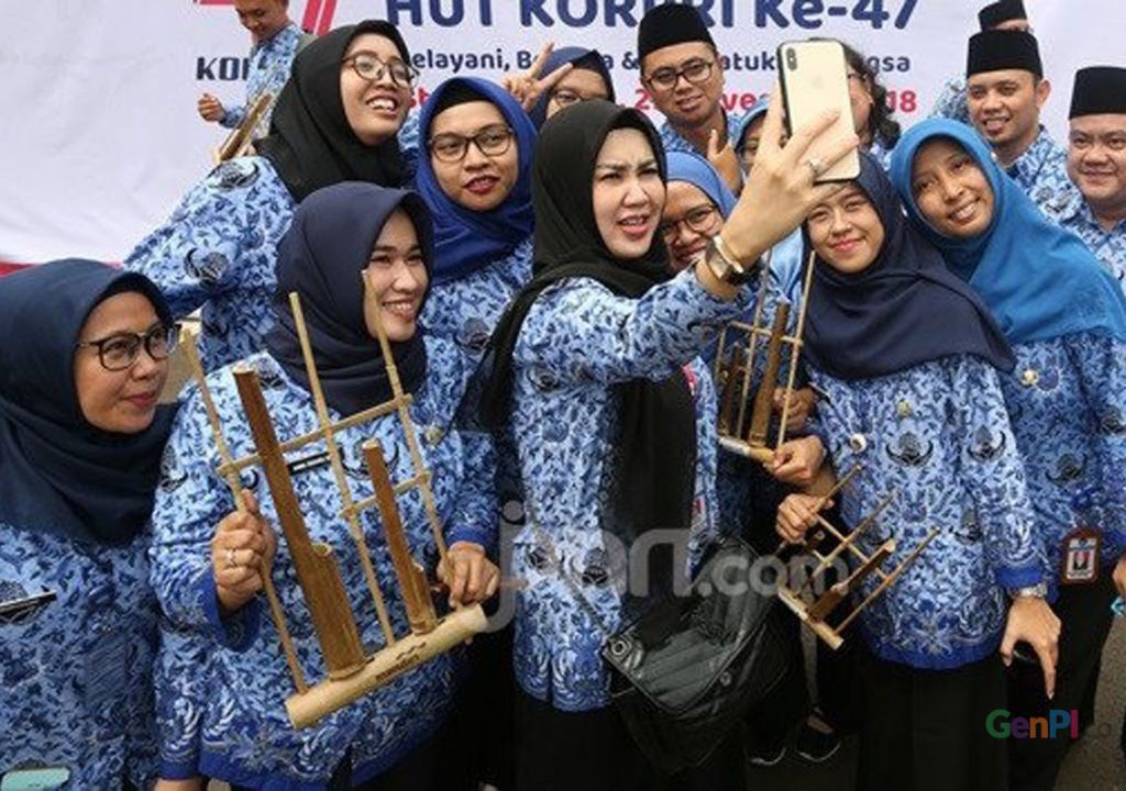 Kabar Terbaru, Edaran Menteri PNS di Riau Bolos Dipecat - GenPI.co RIAU