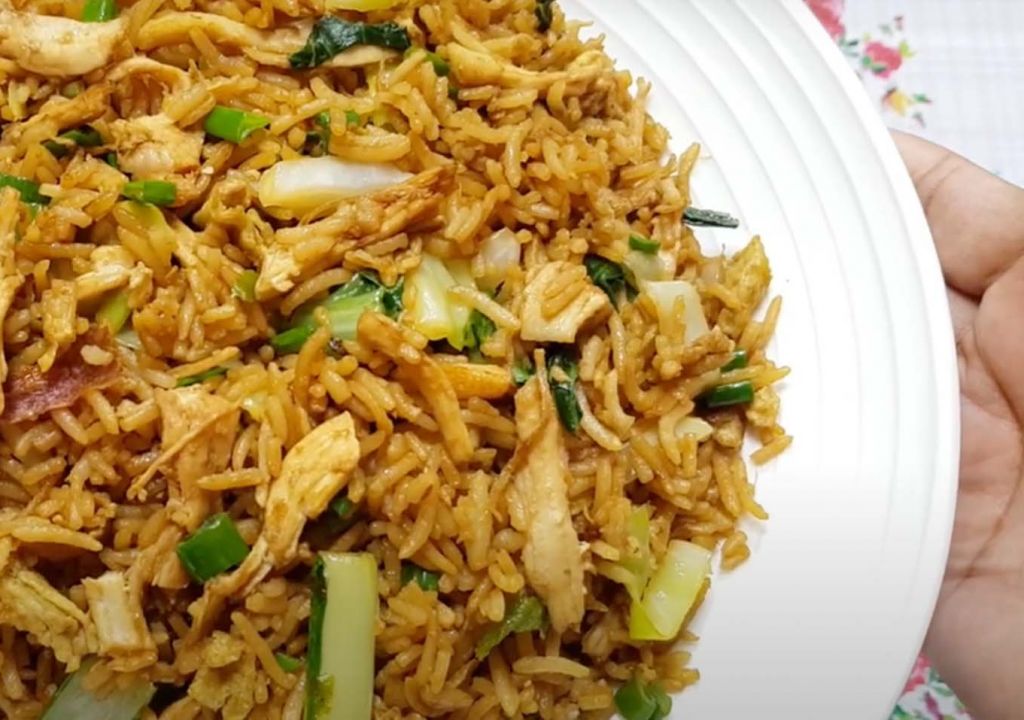 Resep Nasi Goreng Ayam Istimewa, Cocok untuk Sarapan - GenPI.co SULSEL