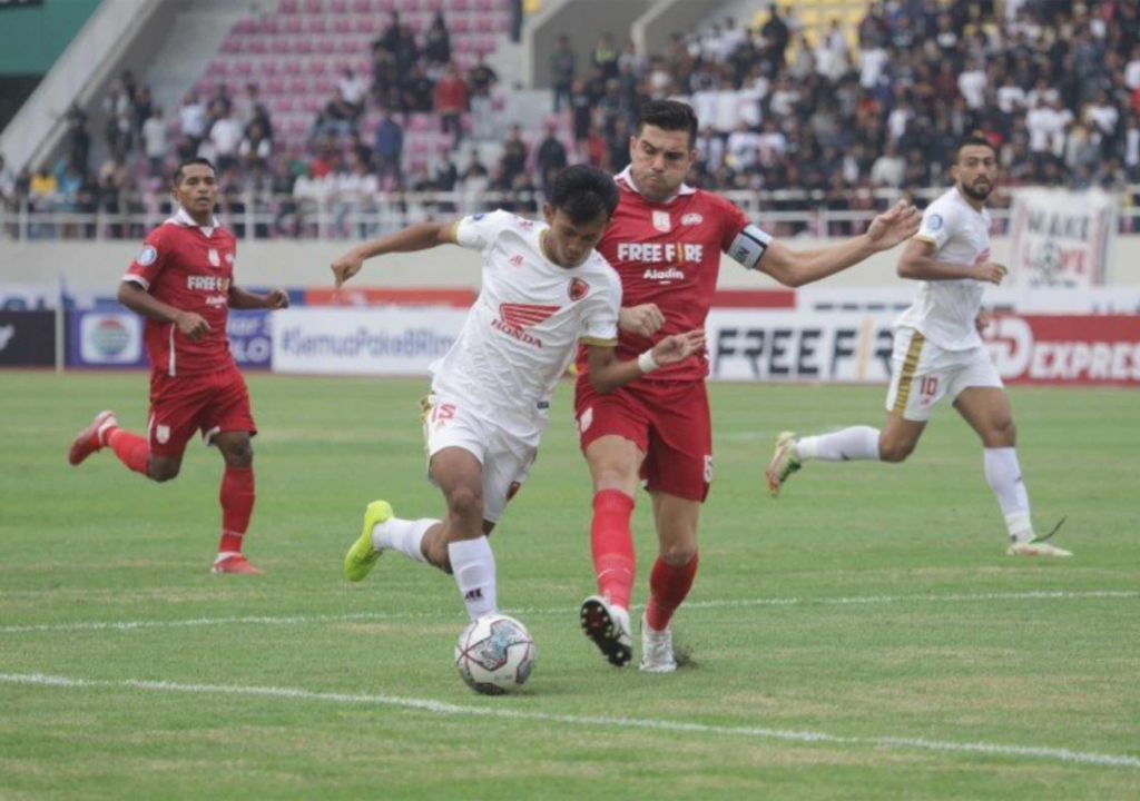 PSM Makassar Pertahankan Rekor Tak Terkalahkan, Tetapi Bernardo Tavares Cemberut - GenPI.co SULSEL