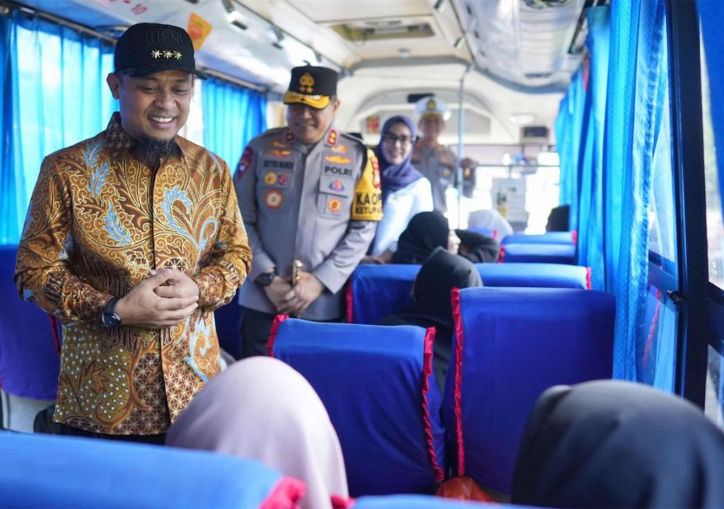 Mudik Gratis Sulawesi Selatan 2023, Gubernur Sulsel Top! - GenPI.co SULSEL