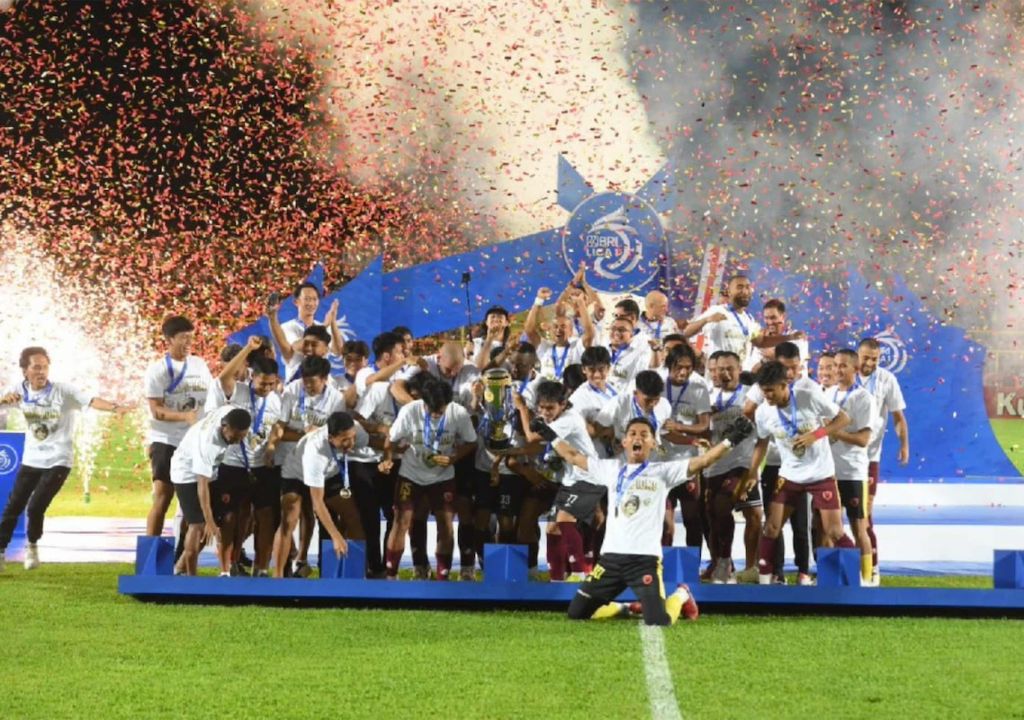 Juara Liga 1 PSM Makassar Cuma Terima Trofi, PT LIB: Kesepakatan - GenPI.co SULSEL