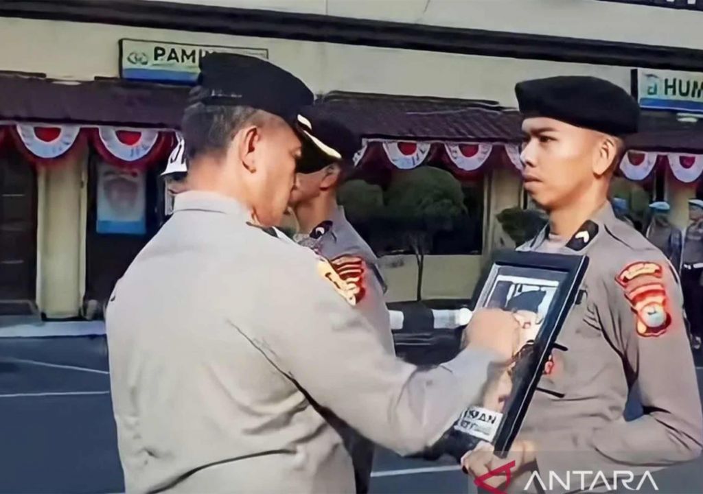 Bikin Malu Polri, 4 Polisi Polrestabes Makassar Dipecat, 1 Kasus Berat - GenPI.co SULSEL