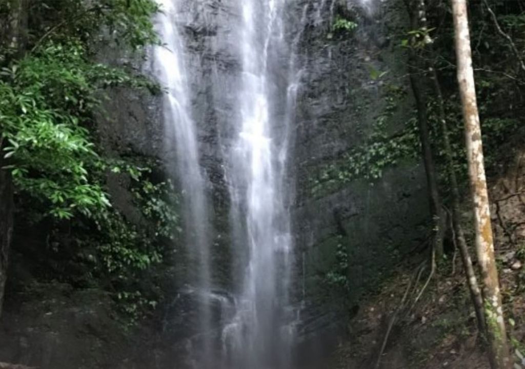 Air Terjun Andawe, Wisata di Dalam Hutan Belantara Konawe - GenPI.co SULTRA