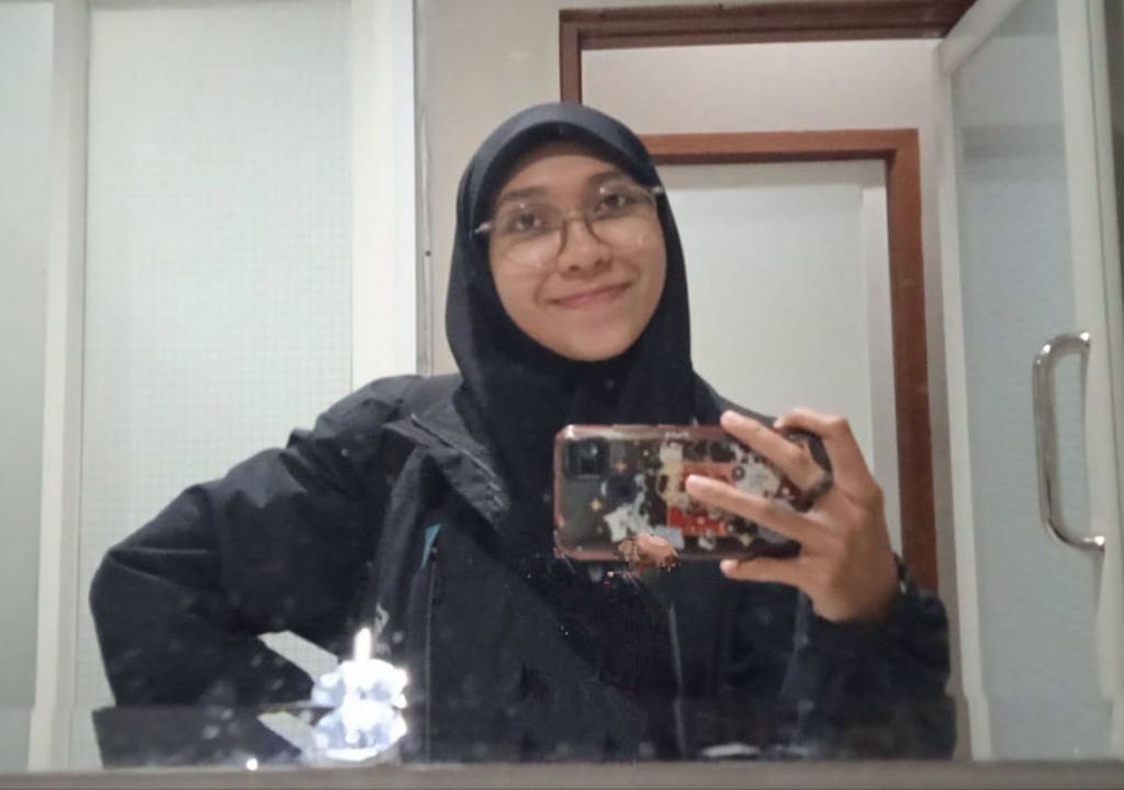 uploads/sultra/arsip/normal/2022/03/08/namaku-apriliana-suriyanti-keluarga-dan-teman-temanku-biasa-xopm.jpg - GenPI.co SULTRA