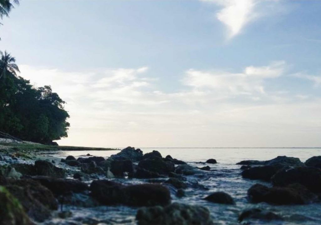 Pantai Moli’i Sahatu Wakatobi, Mata Air Tawar dari Dasar Laut - GenPI.co SULTRA