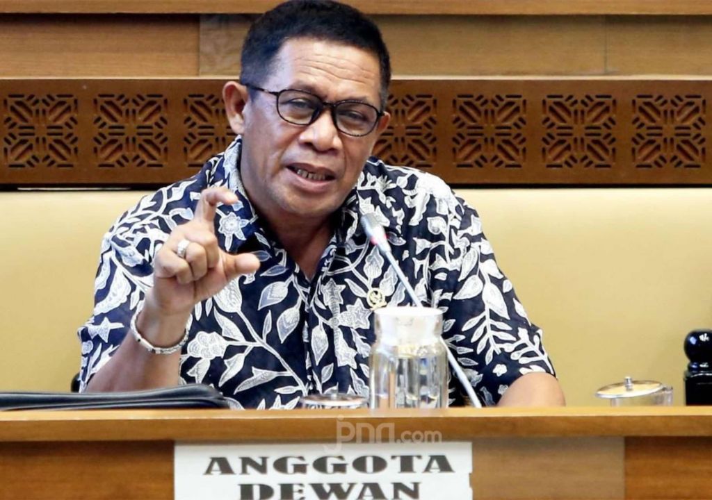 Mantan Bupati Wakatobi Minta Gaji PNS PPPK dan Honorer Ditambah - GenPI.co SULTRA