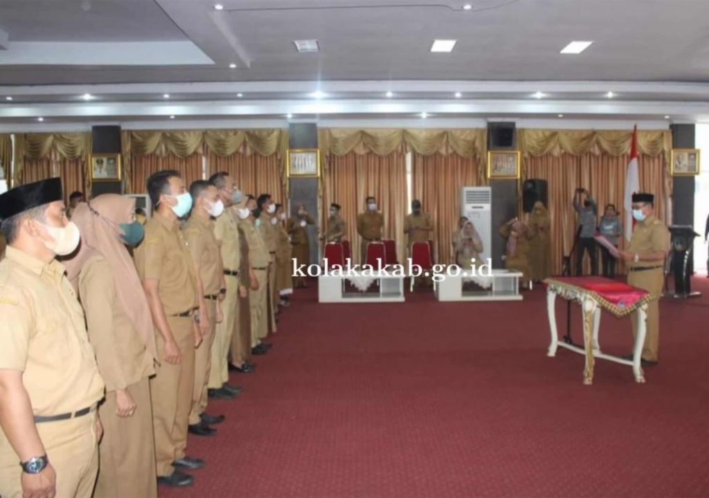 Lantik 53 Pejabat Eselon IV, Sekda Kolaka: Tingkatkan! - GenPI.co SULTRA