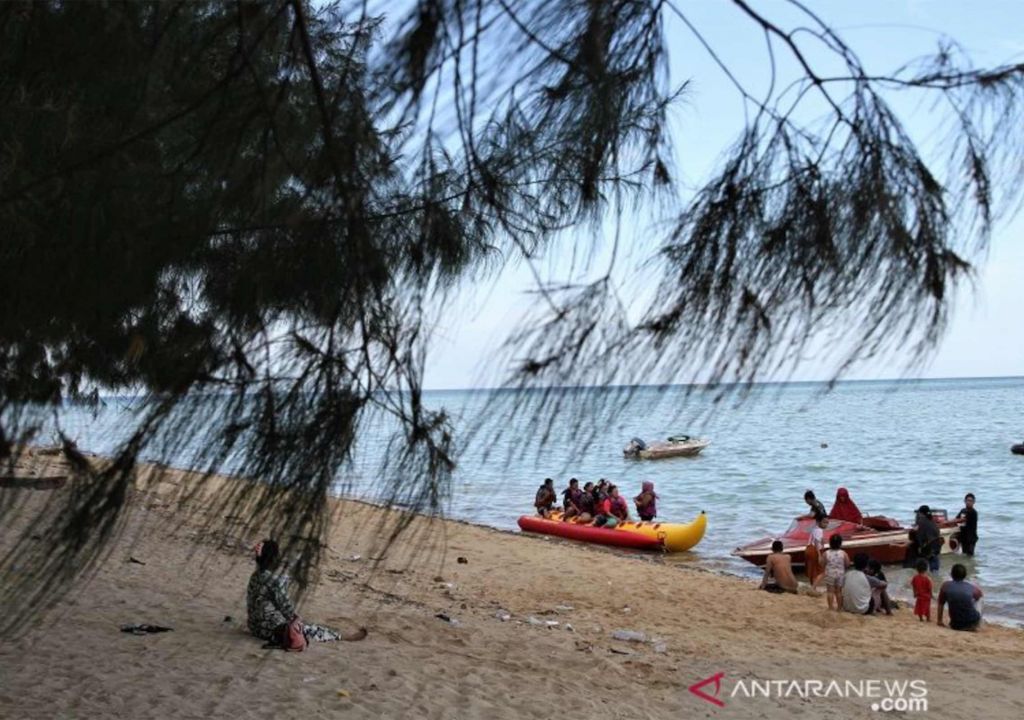 Libur Lebaran, Pengunjung Pantai Toronipa Dipastikan Melonjak - GenPI.co SULTRA