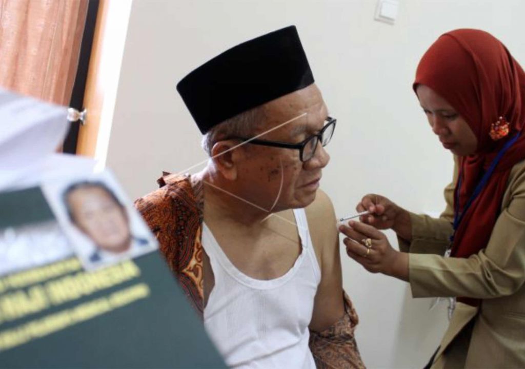 294 Calon Jemaah Haji Kendari Sudah Vaksin Meningitis - GenPI.co SULTRA