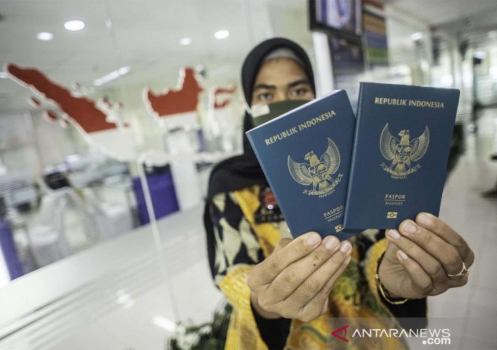 Imigrasi Baubau Keren Banget, Paspor Jadi, Diantar ke Rumah - GenPI.co SULTRA