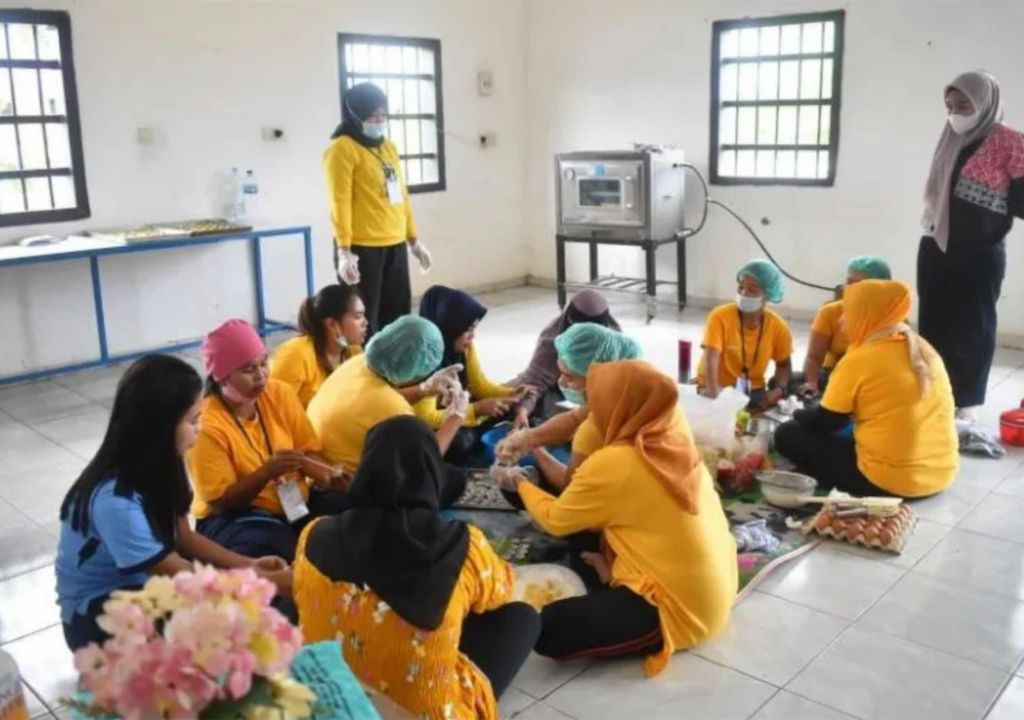 Napi Wanita di Lapas Perempuan Kendari Ramai-Ramai Bikin Kue Kering - GenPI.co SULTRA