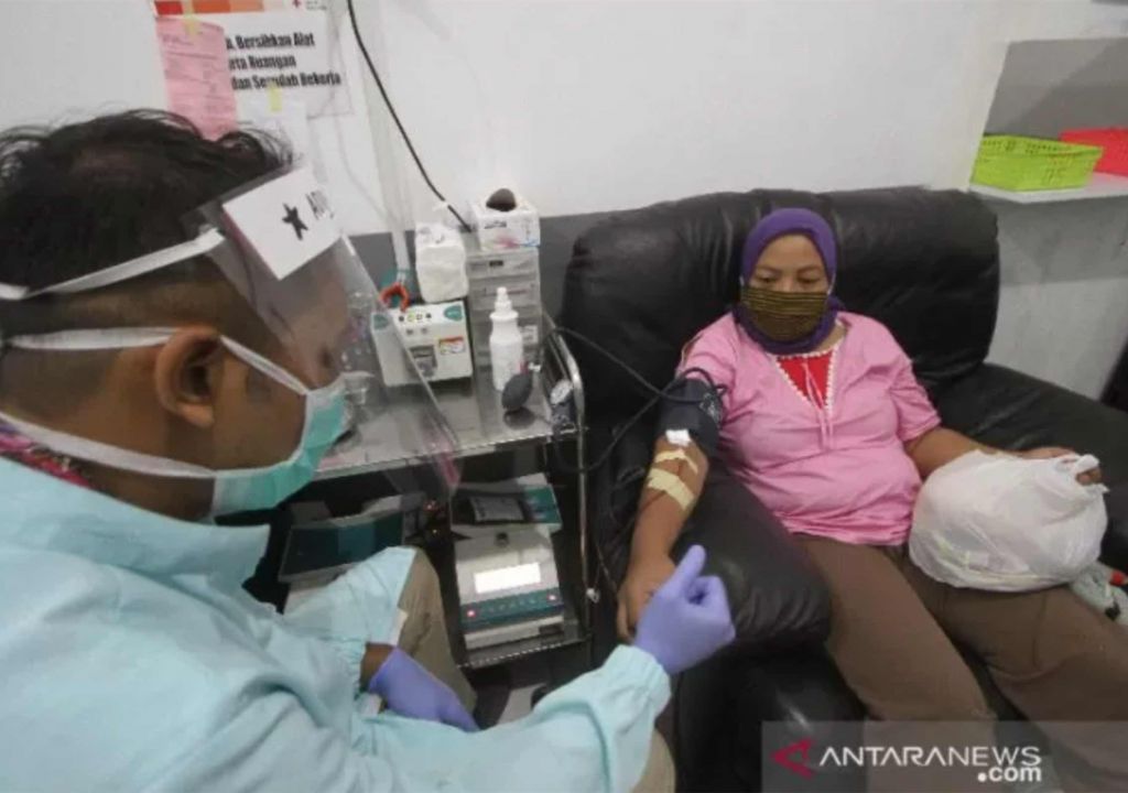 Cara PMI Baubau Pancing Warga Donor Darah dengan Paket Sembako, Unik - GenPI.co SULTRA