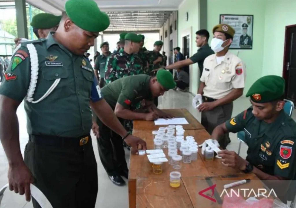 Prajurit TNI dan ASN di Korem Haluoleo Tes Urine Dadakan, Bikin Kaget - GenPI.co SULTRA