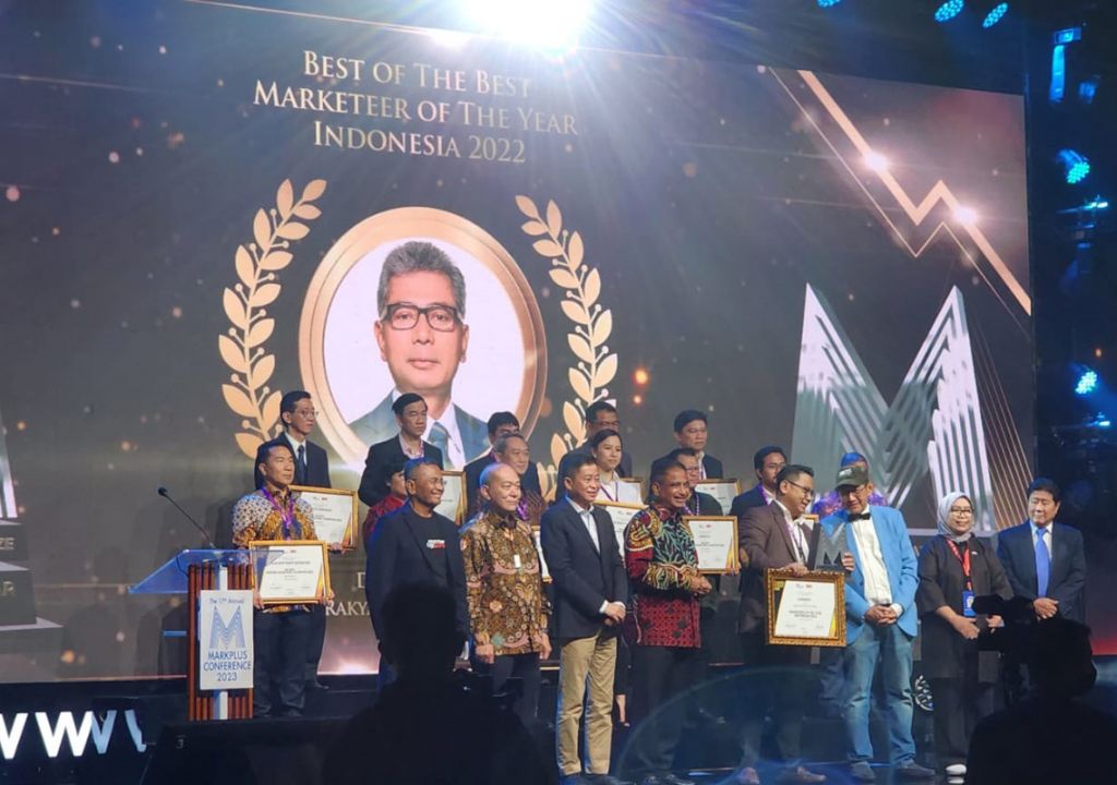 Istimewa, Dirut BRI Jadi Best of The Best Marketeer of The Year 2022 - GenPI.co SULTRA
