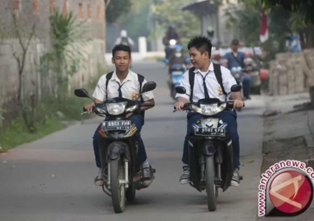 Siswa SMP di Kendari Dilarang Bawa Motor ke Sekolah, Kata Kapolresta - GenPI.co SULTRA