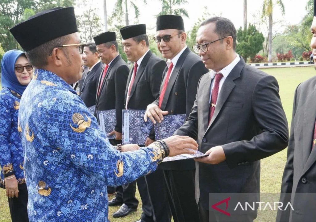 UHO Kendari Catat Rekor SK Guru Besar Terbanyak se-Indonesia - GenPI.co SULTRA