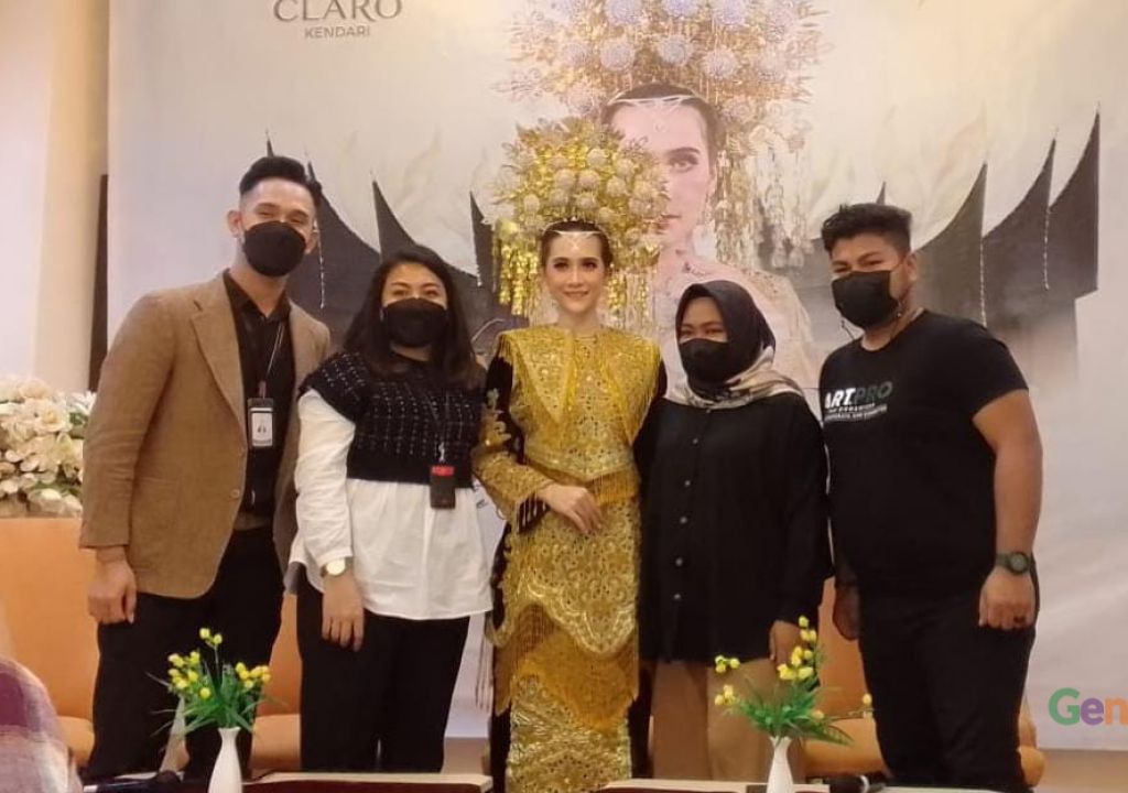 Cewek Merapat, Ada Demo Make Up di Claro Wedding Festival 2022 - GenPI.co SULTRA