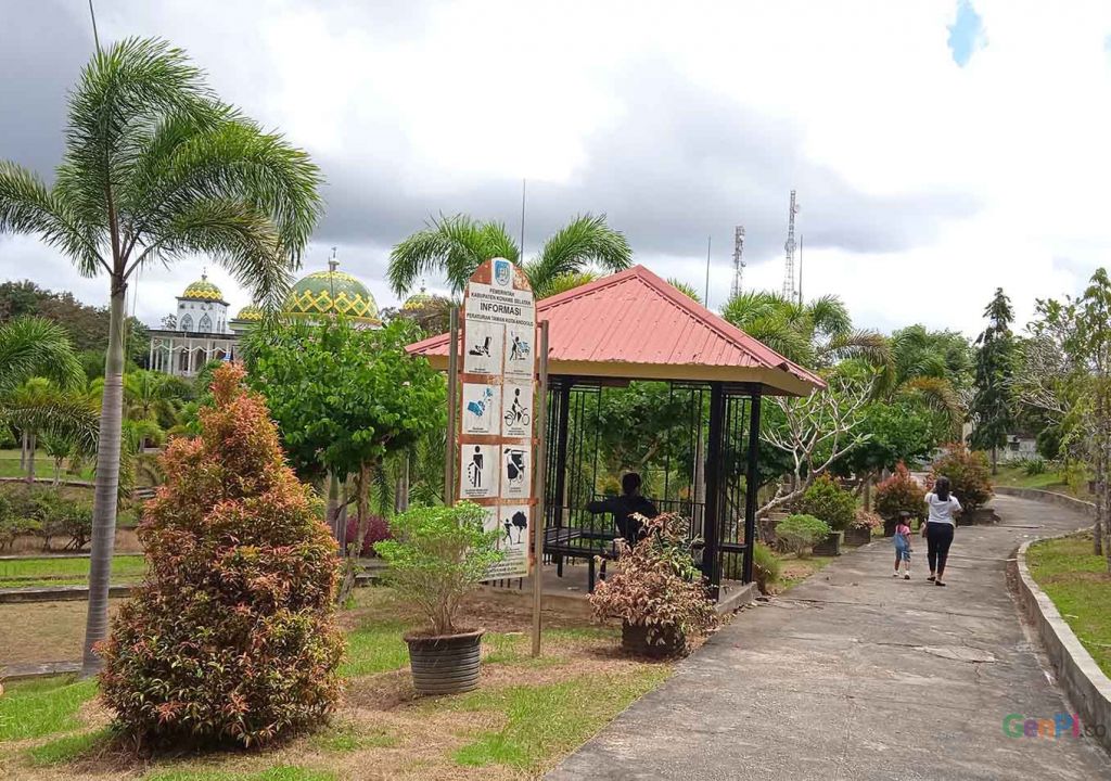 Taman Bunga Andoolo, Sensasi Jogging Sambil Berwisata di Konsel - GenPI.co SULTRA