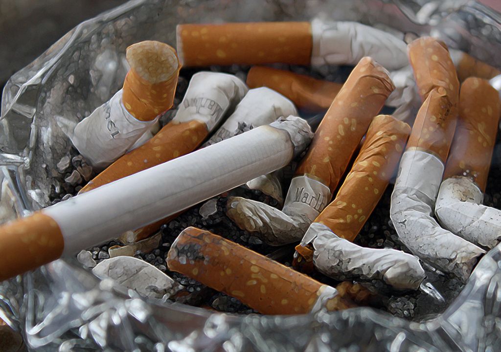 Dokter Spesialis Paru Beri Peringatan Bahaya Merokok, Efeknya Ngeri! - GenPI.co SUMSEL