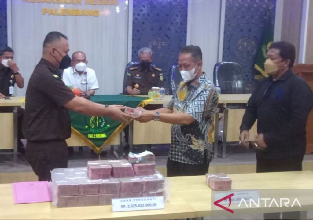 Mantan Bupati Muara Enim Beri Uang Segepok, Jumlahnya Fantastis - GenPI.co SUMSEL