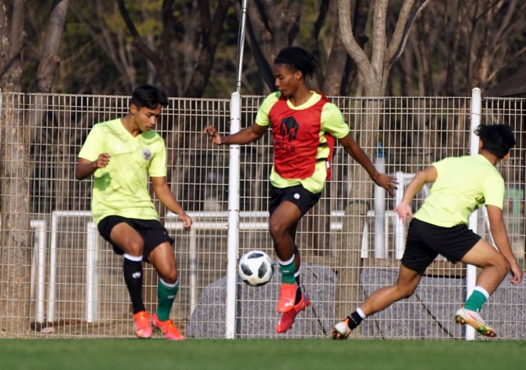 Ronaldo Kwateh Kembali, Timnas U-19 Siap Tempur Lawan Gimcheon FC - GenPI.co SUMSEL
