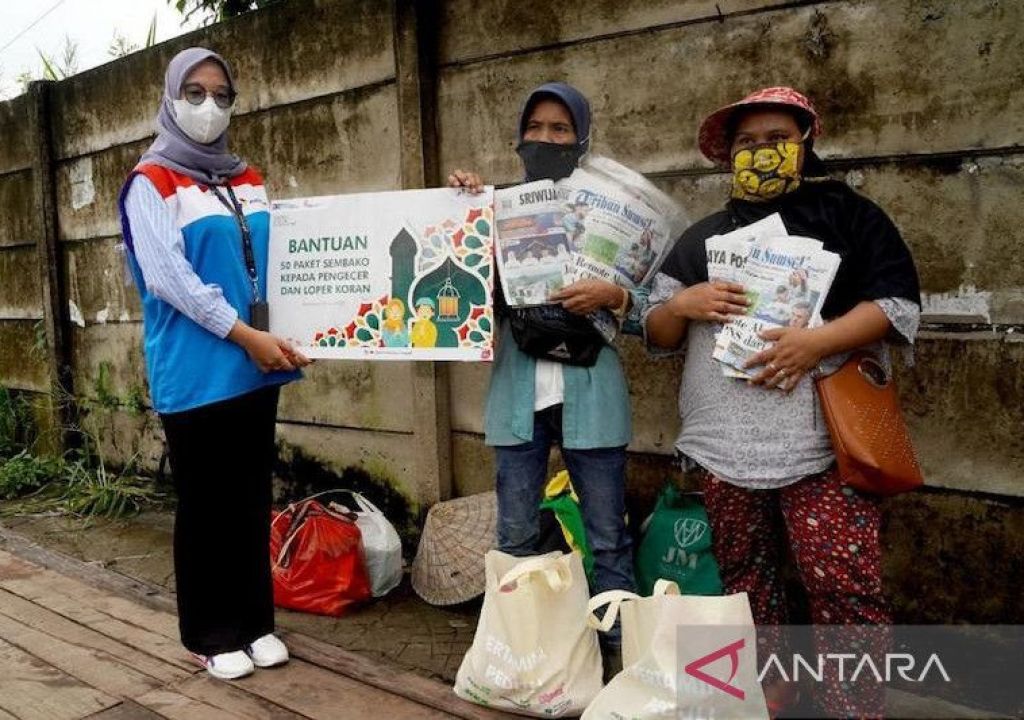 Para Loper Koran di Palembang dapat Paket Sembako, Alhamdulillah - GenPI.co SUMSEL