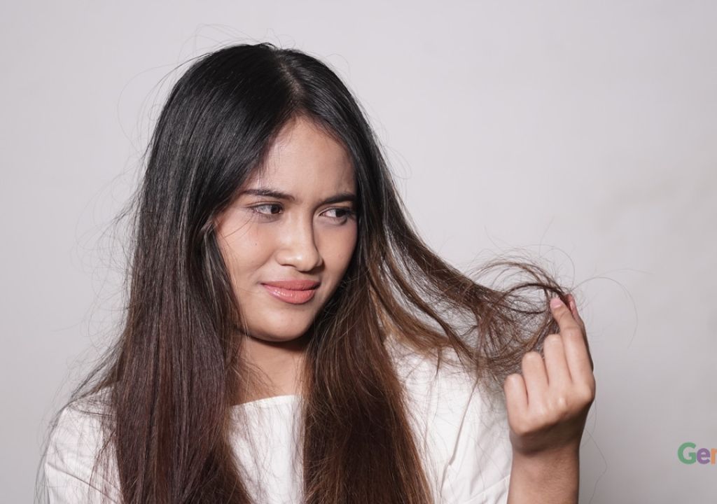 Harus Dihindari! 5 Kebiasaan Ini Bisa Bikin Rambut Rusak - GenPI.co SUMSEL