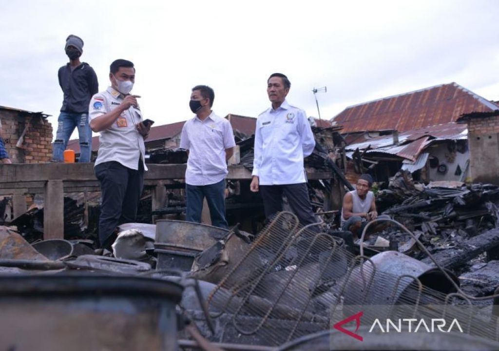 Para Korban Kebakaran di Palembang Dimudahkan Urus Surat Berharga - GenPI.co SUMSEL