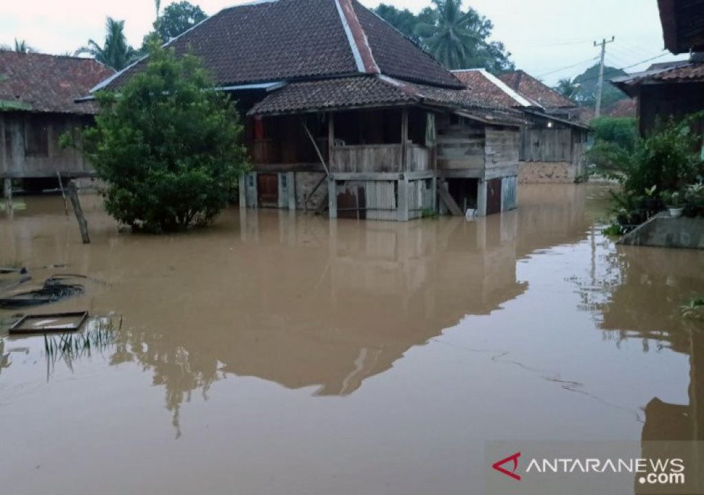 BPBD OKU Minta Warga Bantaran Sungai Ogan Waspada Banjir Bandang - GenPI.co SUMSEL