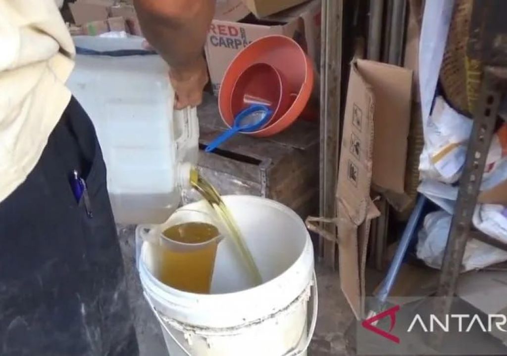 Harga Minyak Goreng Curah Meroket, Warga OKU Menjerit - GenPI.co SUMSEL