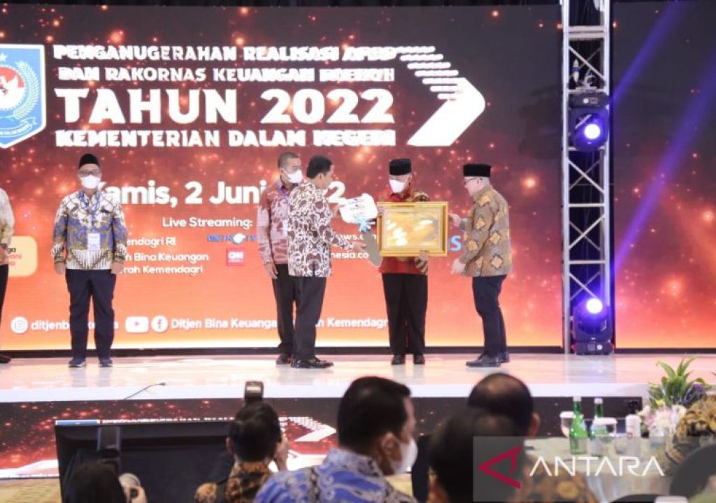 PT Taspen Beri Kabupaten OKU Penghargaan Terbaik Se-Indonesia - GenPI.co SUMSEL