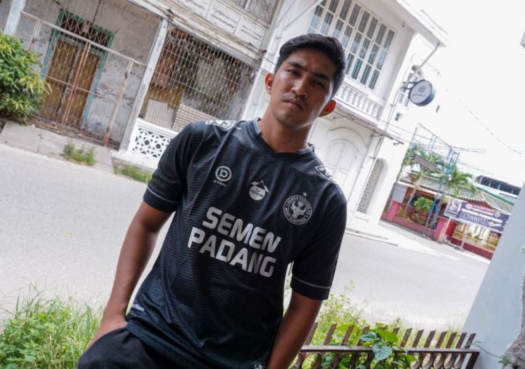 Eks Bek Persik Aldo Claudio Jadi Rekrutan Ke-16 Semen Padang FC - GenPI.co SUMSEL