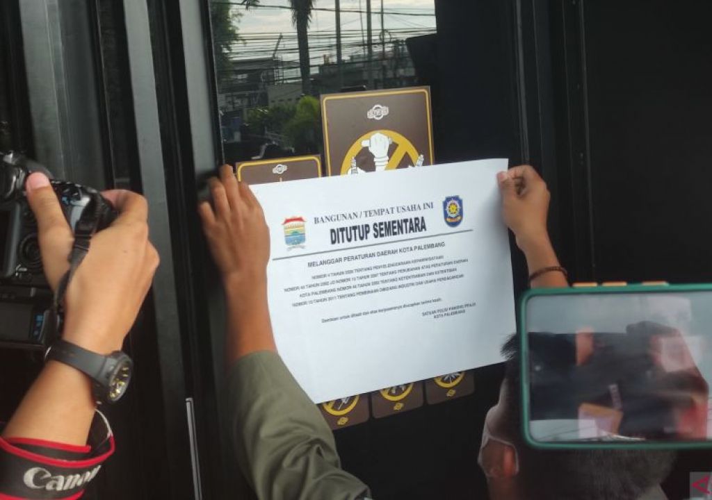 Holywings Palembang Ganti Nama, Satpol PP: Segelnya Belum Dilepas - GenPI.co SUMSEL