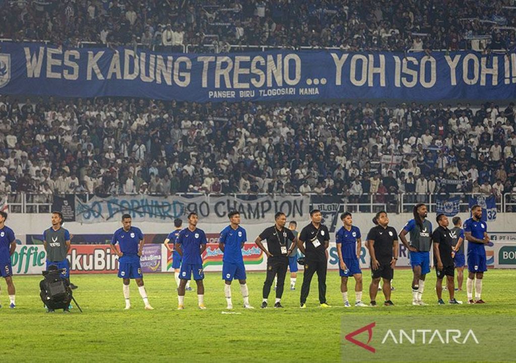 Kolam Sepak Bola Indonesia Sangat Keruh dan Kotor, Sebut SOS - GenPI.co SUMSEL