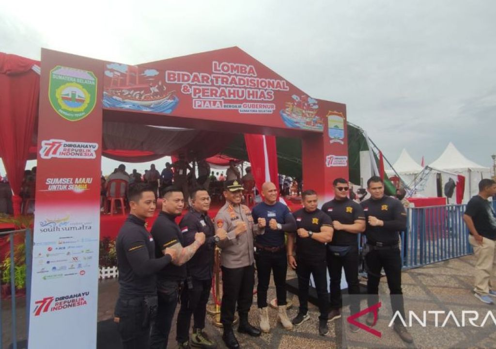 200 Polisi Amankan Lomba Perahu Bidar Tradisional di Palembang - GenPI.co SUMSEL