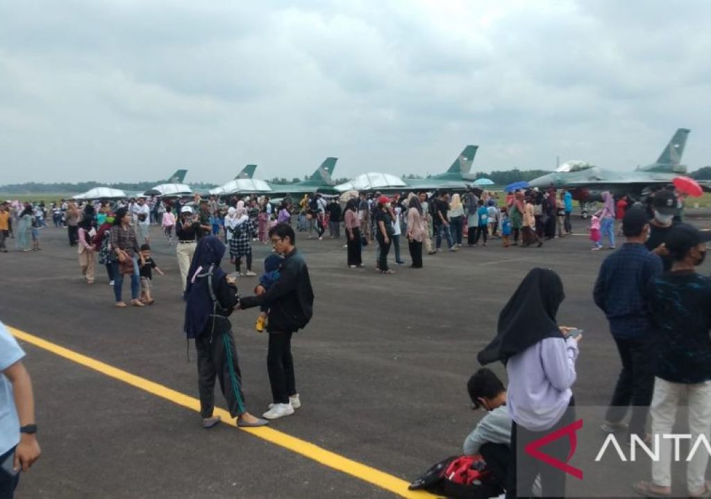 Pesawat F-16 Hingga Helikopter Puma Tampil Gagah di Palembang - GenPI.co SUMSEL