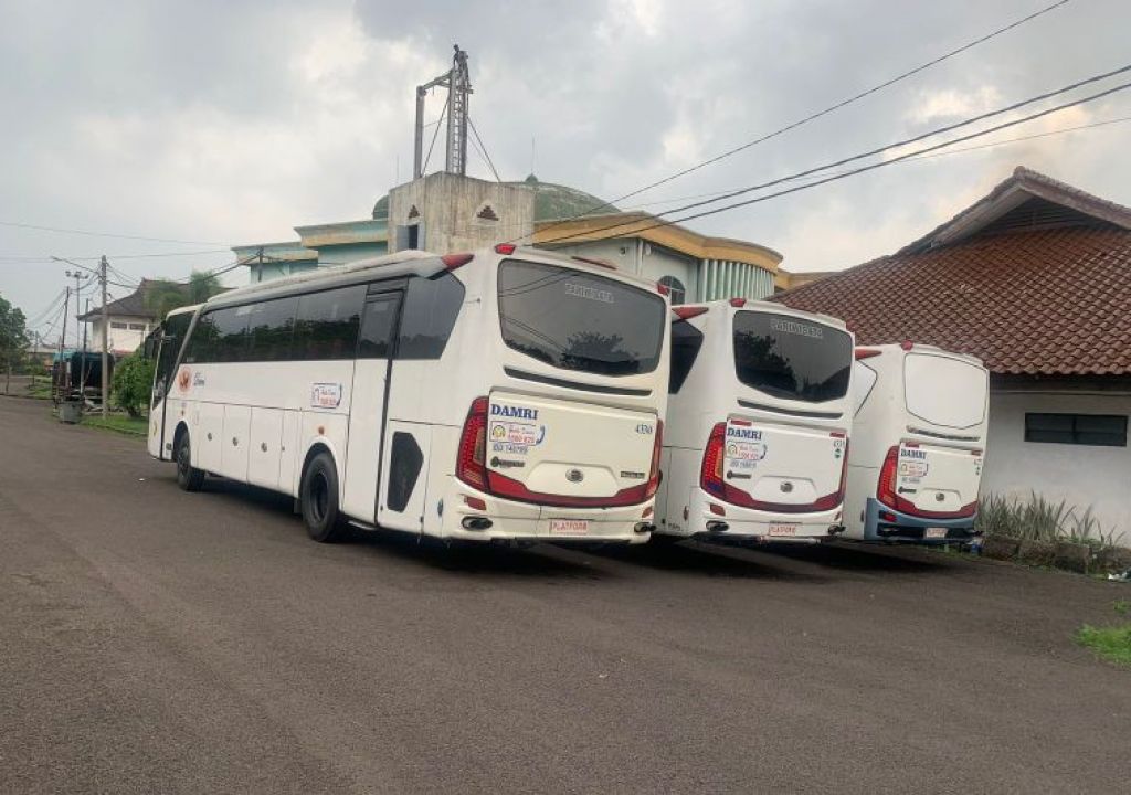 Jemput Jemaah Haji Debarkasi Palembang, Damri Siapkan 9 Bus - GenPI.co SUMSEL