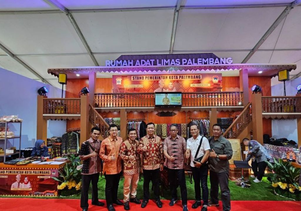 Rumah Adat Limas Diperkenalkan di Indonesia City Expo 2023 - GenPI.co SUMSEL